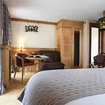 Du Manoir Hotel