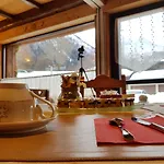 Du Manoir Hotel