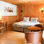 Du Manoir Hotel