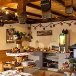 Hotel Du Manoir