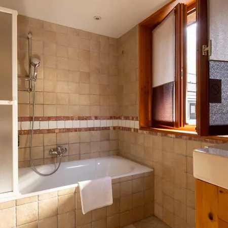 Du Manoir 3*