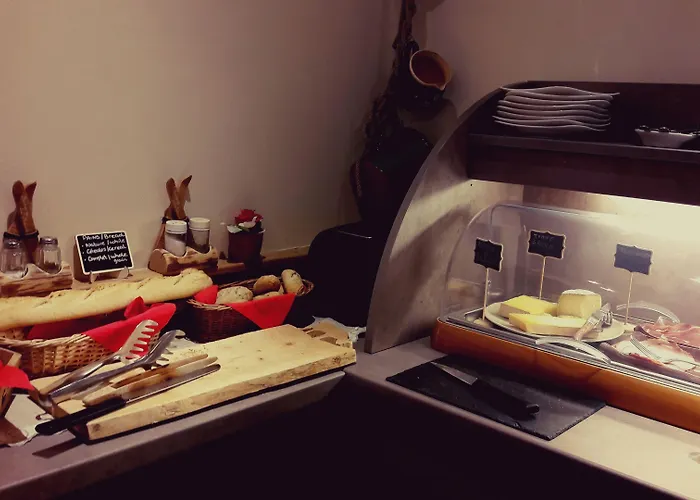 Готель Du Manoir 3*